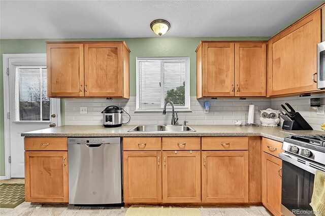 11285 Iola St, Commerce City, CO 80640 - photo 6