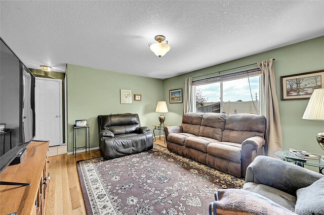 11285 Iola St, Commerce City, CO 80640 - photo 13