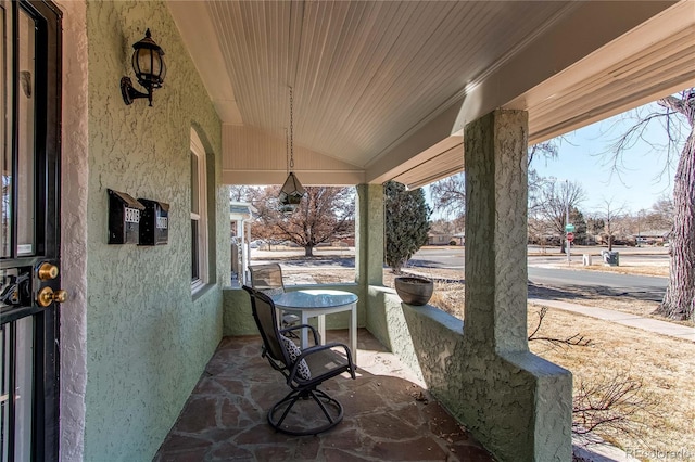 view of patio / terrace with covered porch