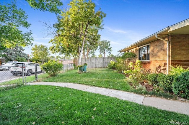 1432 Xanthia St, Denver, CO 80220 - view of yard