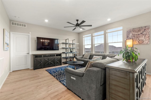 21426 E Stanford Ave, Aurora, CO 80015 - living area featuring light wood-type flooring, a ceiling fan, and recessed lighting