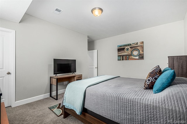 bedroom featuring carpet floors