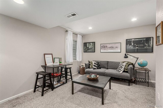 4873 S Fultondale Way, Aurora, CO 80016 - carpeted living area featuring baseboards and recessed lighting