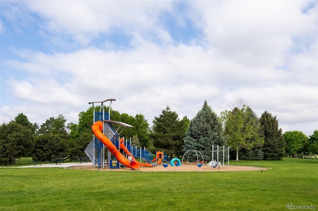 7777 E 23rd Ave Unit 1202, Denver, CO 80238 - community jungle gym with a yard