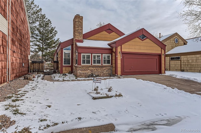 view of front of home featuring a garage