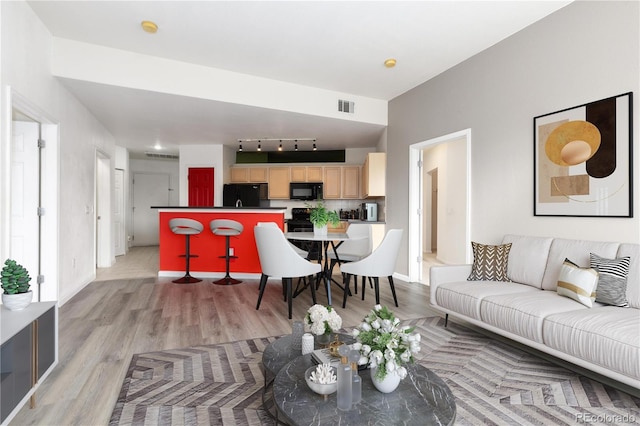 15475 Andrews Dr Unit 208, Denver, CO 80239 - photo 3