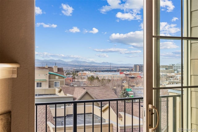 balcony featuring a mountain view