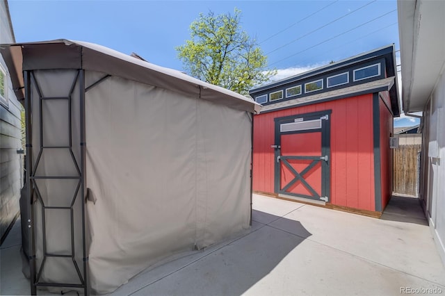 935 Newark St, Aurora, CO 80010 - view of shed