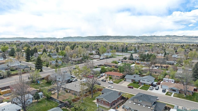 bird's eye view featuring a residential view and a mountain view