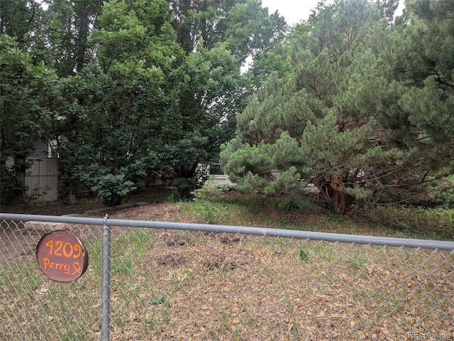 4209 Perry St, Denver, CO 80212 - view of yard