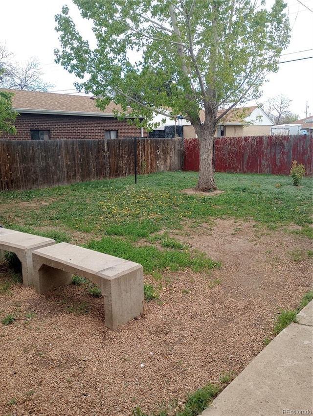 5640 E 67th Pl, Commerce City, CO 80022 - view of yard featuring fence