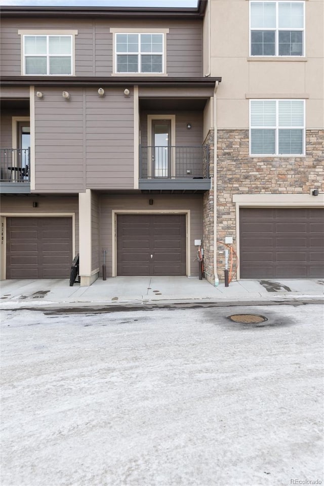 view of townhome / multi-family property