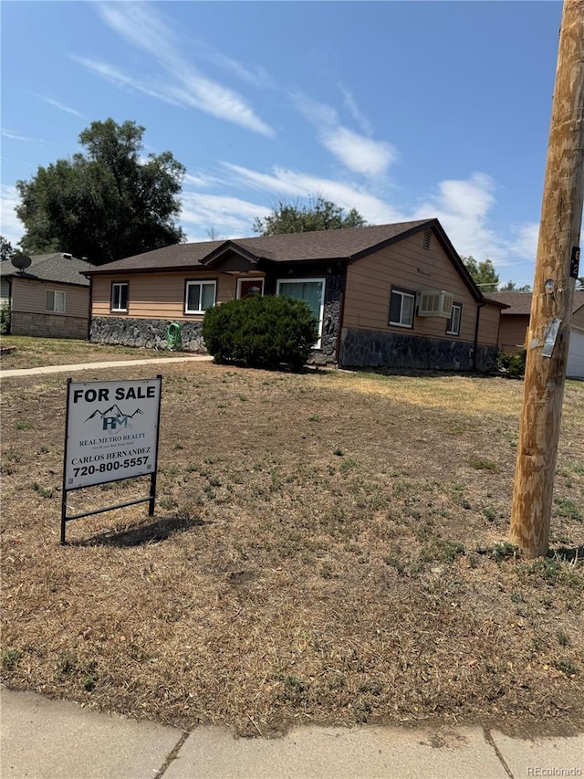1297 Worchester St, Aurora, CO 80011 - photo 1