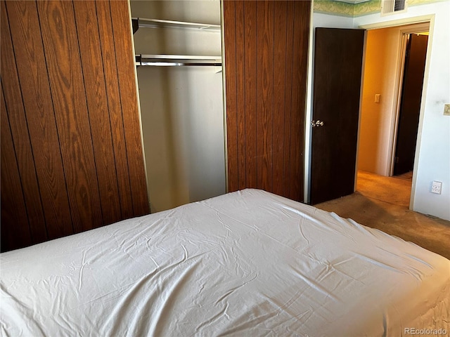 bedroom featuring a closet