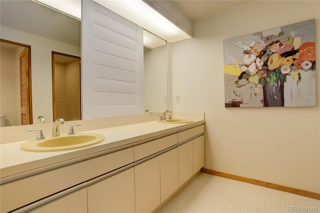 bathroom with vanity