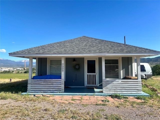 view of front of house with a porch