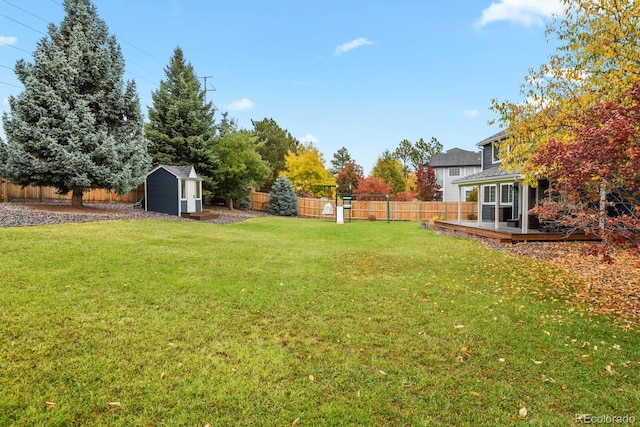 7404 La Quinta Ln, Lone Tree, CO 80124 - view of yard with a deck