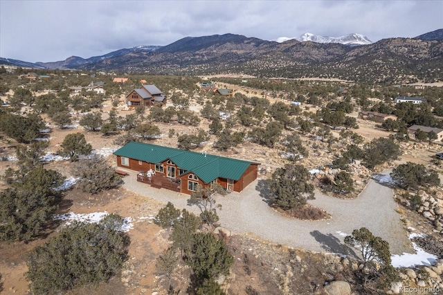 bird's eye view featuring a mountain view