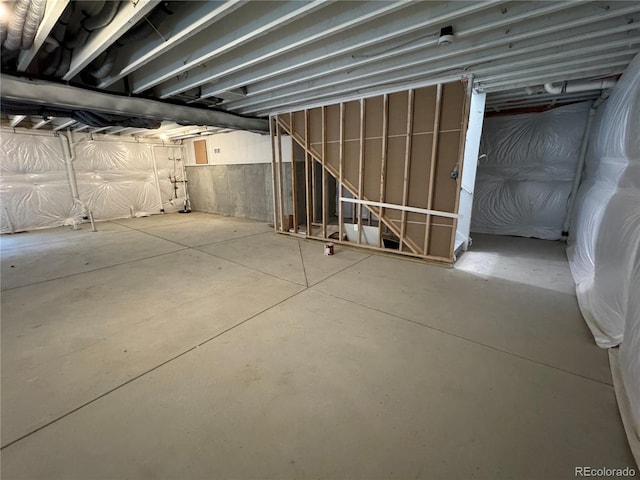 2141 S Irvington St, Aurora, CO 80018 - view of unfinished below grade area