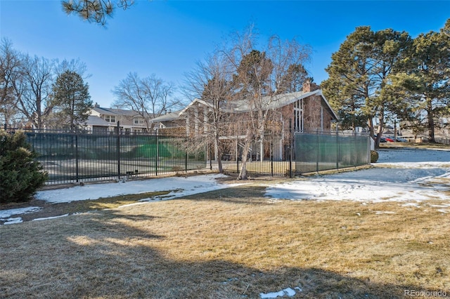 exterior space featuring a yard