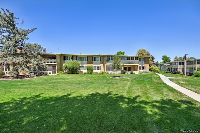 740 S Alton Way Unit 2A, Denver, CO 80247 - view of community featuring a yard