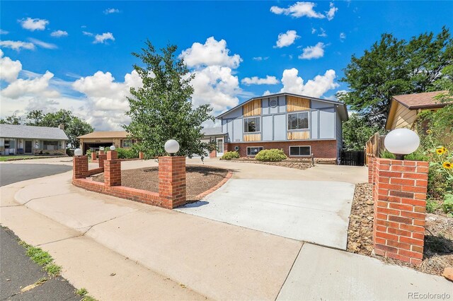 1659 S Naples St, Aurora, CO 80017 - photo 1