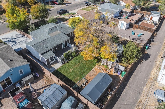 birds eye view of property featuring a residential view