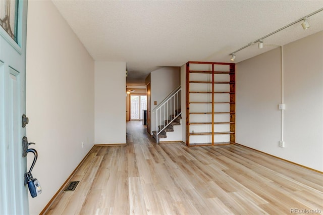 9188 W Ontario Dr, Littleton, CO 80128 - photo 6