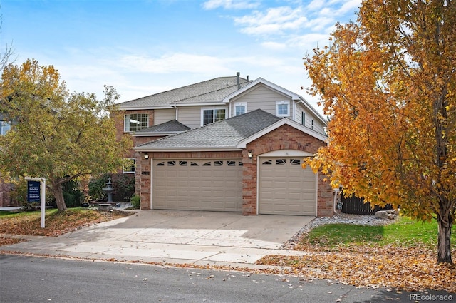 view of front property featuring a garage