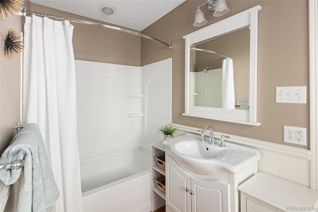 1838 S Williams St, Denver, CO 80210 - full bath featuring shower / tub combo and vanity