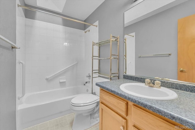 5960 S Estes St, Littleton, CO 80123 - full bathroom featuring washtub / shower combination, vanity, and toilet
