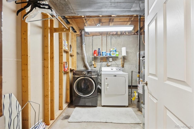 13266 Canopus Dr, Lone Tree, CO 80124 - laundry area with washer and dryer