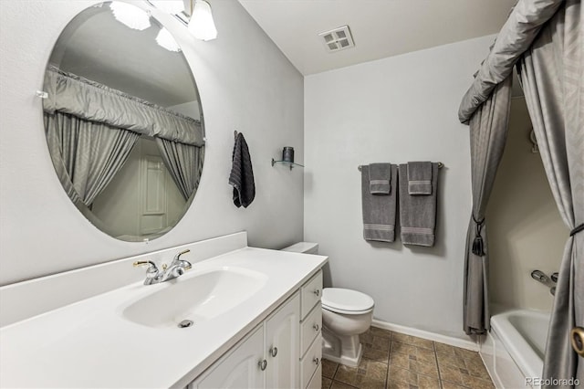 full bathroom with visible vents, toilet, vanity, and baseboards