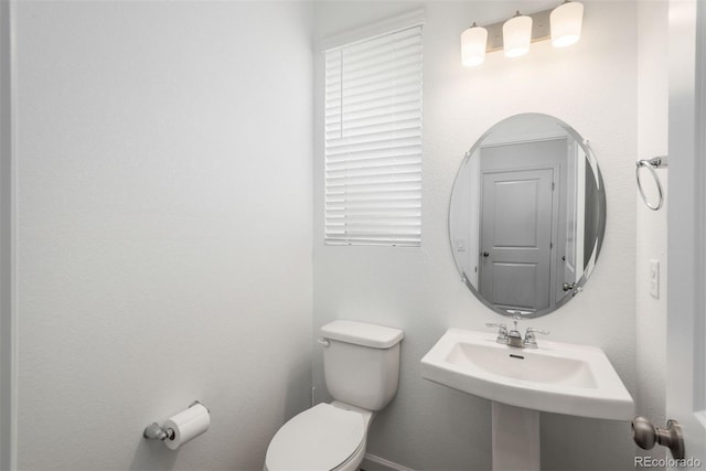 3365 N Coolidge Way, Aurora, CO 80019 - half bath with toilet