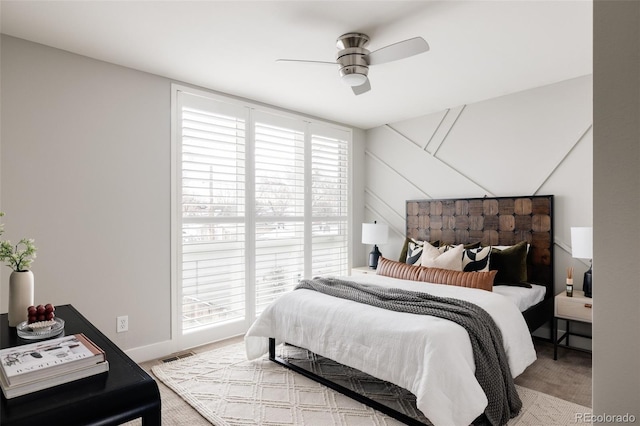 bedroom featuring ceiling fan