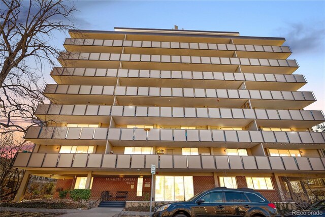 1085 N Lafayette St Unit 704, Denver, CO 80218 - view of apartment building / complex