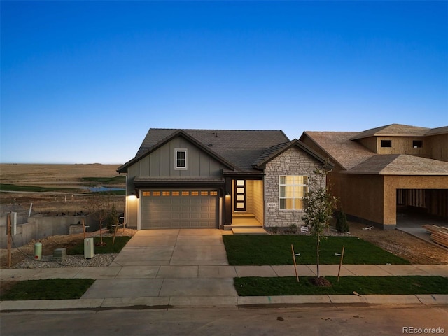 view of front of house with a garage