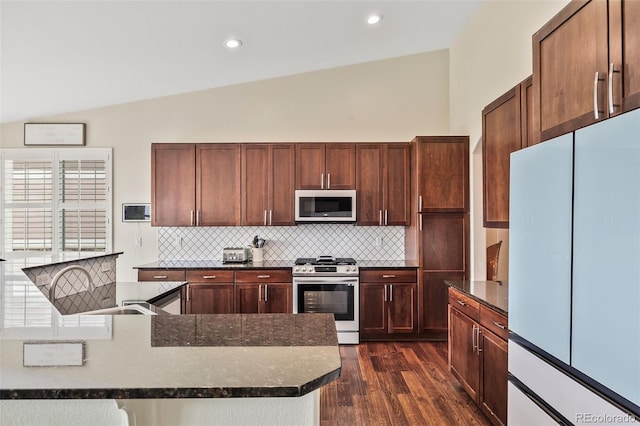 6885 S Buchanan Ct, Aurora, CO 80016