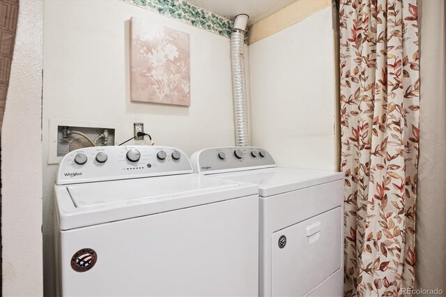 4422 Elkhart St, Denver, CO 80239 - photo 20