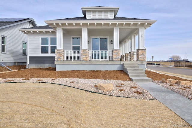 view of front facade with a porch