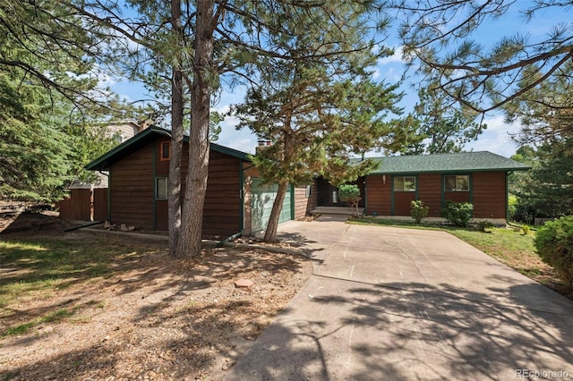 view of front of home featuring driveway