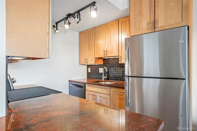 150 Evergreen Rd Unit 204, Dillon, CO 80435 - kitchen with freestanding refrigerator, dishwasher, light brown cabinetry, and a sink