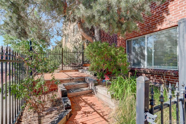 21 N Washington St Unit 301, Denver, CO 80203 - view of patio / terrace