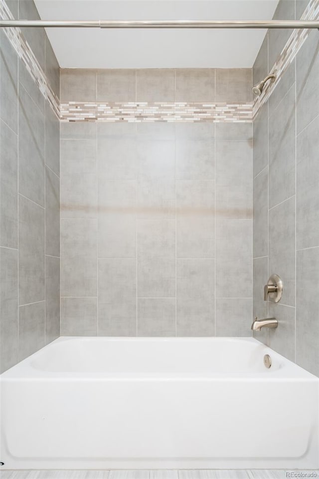4251 Perry St, Denver, CO 80212 - full bath featuring tub / shower combination