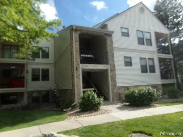6705 S Field St Unit 802, Littleton, CO 80128 - view of property featuring stairway