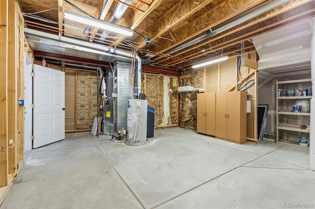 4545 Oxbow Dr, Brighton, CO 80601 - unfinished below grade area with gas water heater