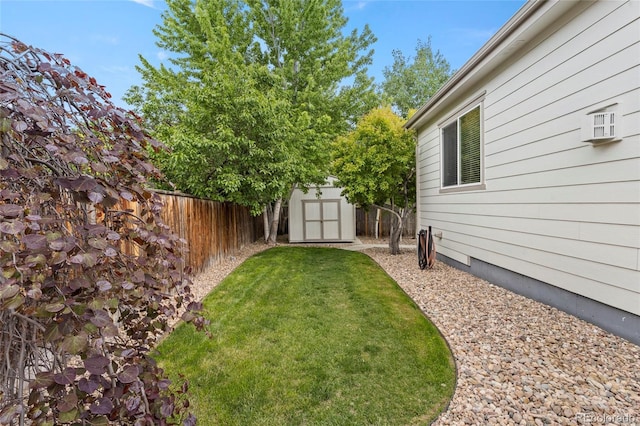 4545 Oxbow Dr, Brighton, CO 80601 - view of yard