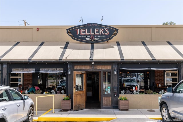 2263 Yellowstone St, Golden, CO 80401 - view of building exterior with uncovered parking