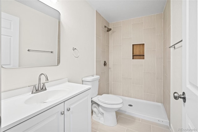 1511 Peninsula Cir, Castle Rock, CO 80104 - bathroom with vanity, a tile shower, and tile patterned flooring