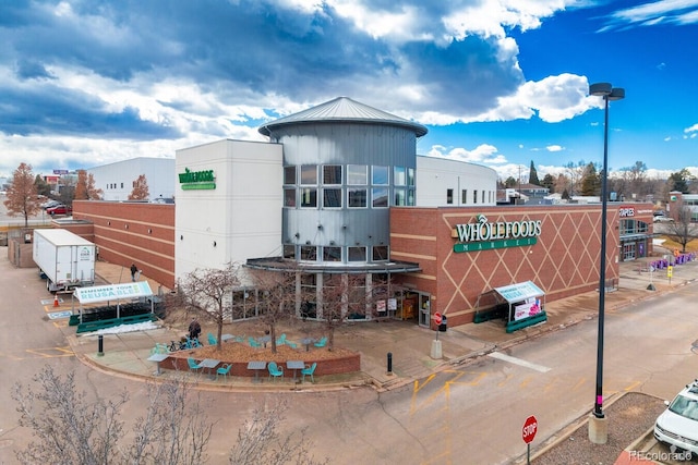 2442 S Saint Paul St, Denver, CO 80210 - view of building exterior